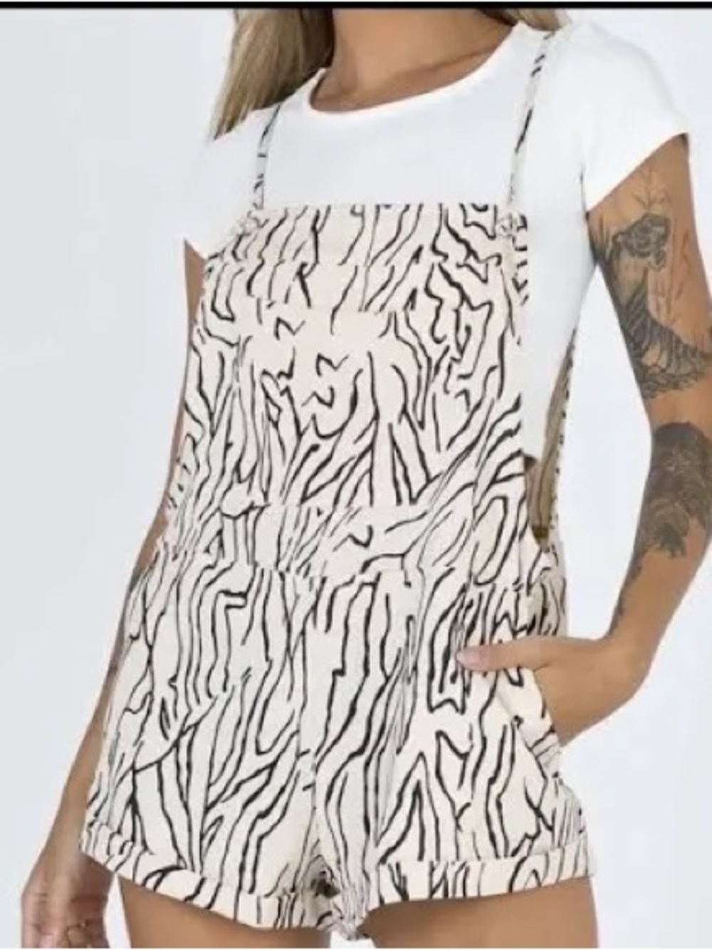 Princess Polly Zebra Print Overall Romper - Picture 6 of 6